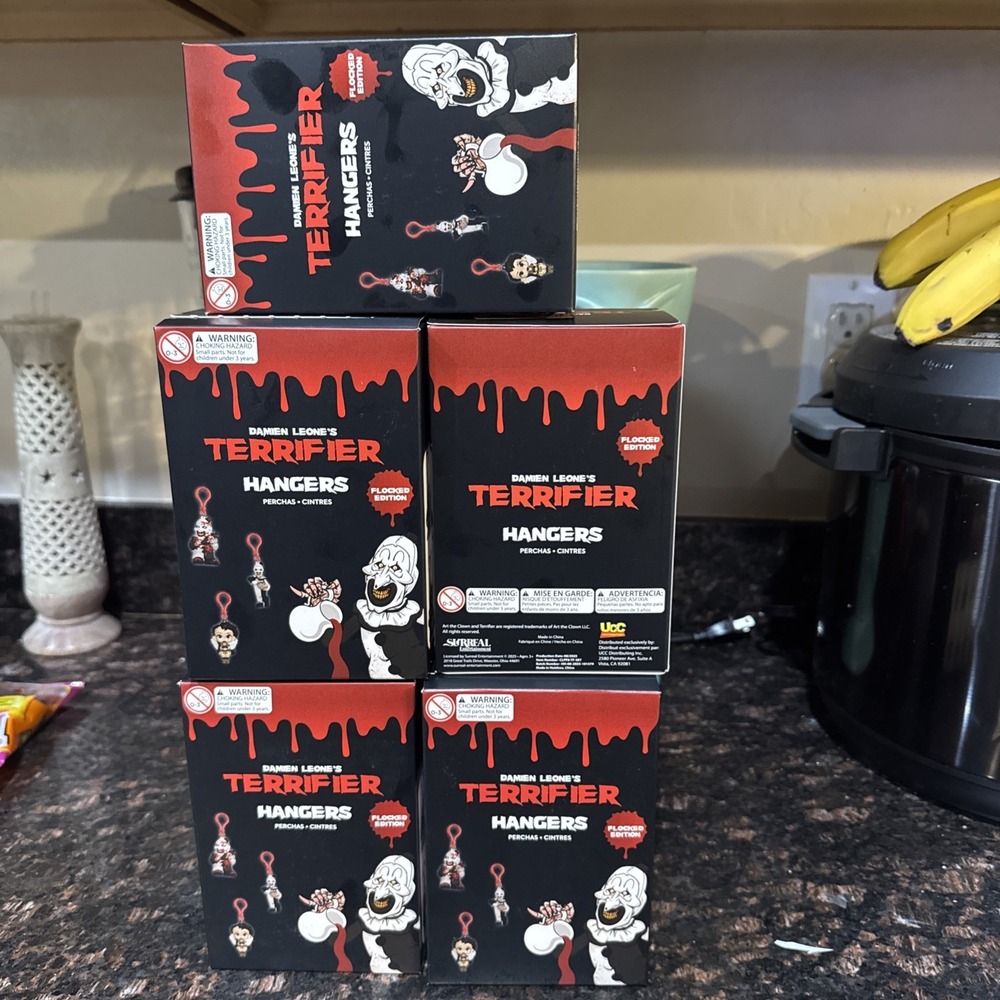 Lot 5 Pcs Original Damien Leone's Terrifier  Flocked Edition Hangers Blind Box